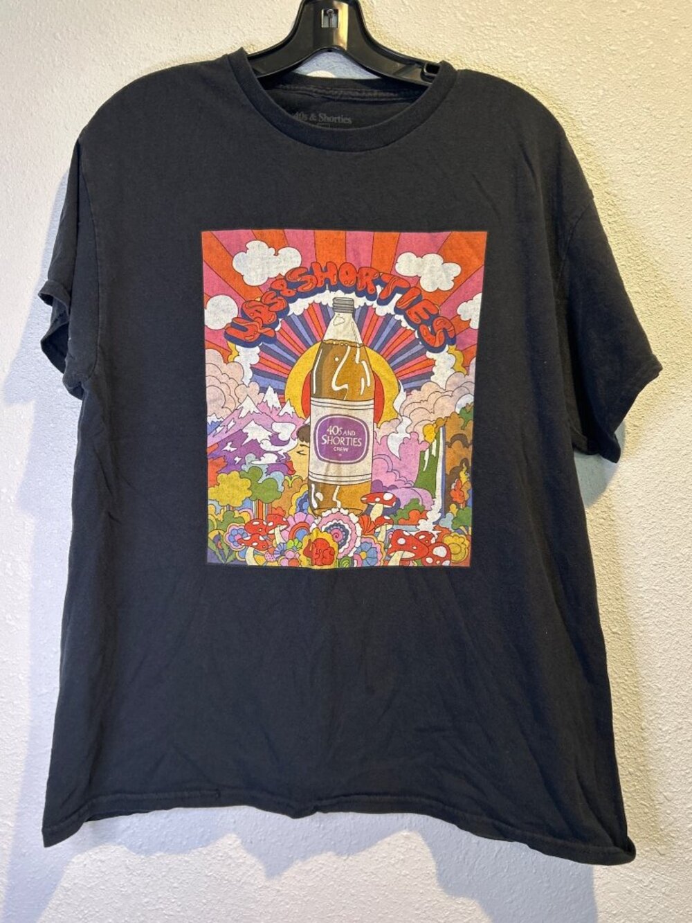 40s & Shorties Crew T-Shirt Men LARGE Black Short Sleeve Graphic Beer